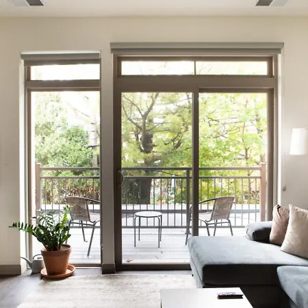 Shorewood Luxury 1Br Apartment A1 With Gym And Balcony